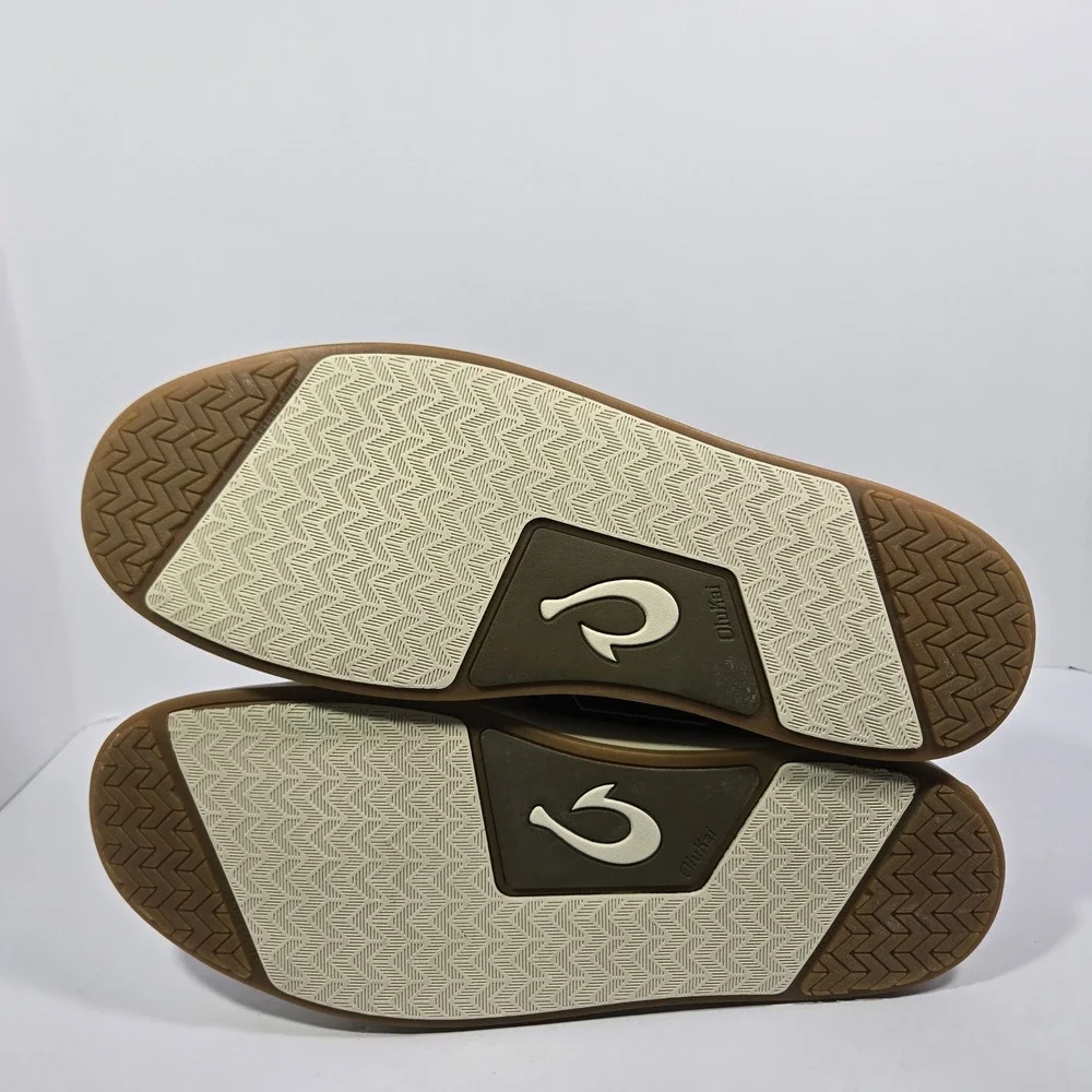OluKai papaku chukka